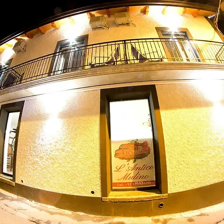 Antico Mulino Oda ve Kahvaltı 3*