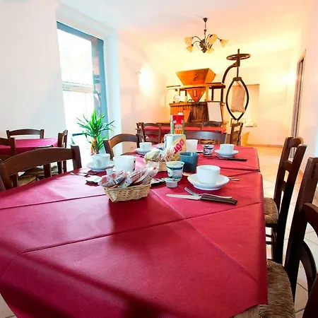 Antico Mulino Oda ve Kahvaltı 3*